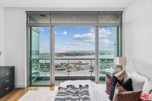 165 6th Avenue 2803, San Diego, CA 92101