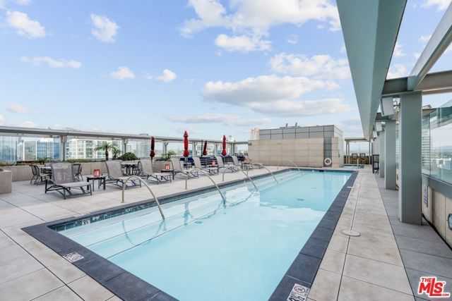 165 6th Avenue 2803, San Diego, CA 92101