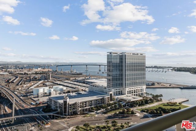 165 6th Avenue 2803, San Diego, CA 92101
