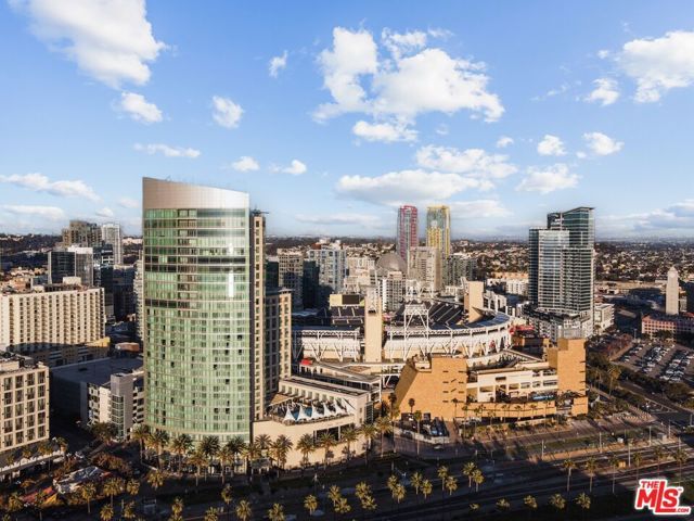 165 6th Avenue 2803, San Diego, CA 92101