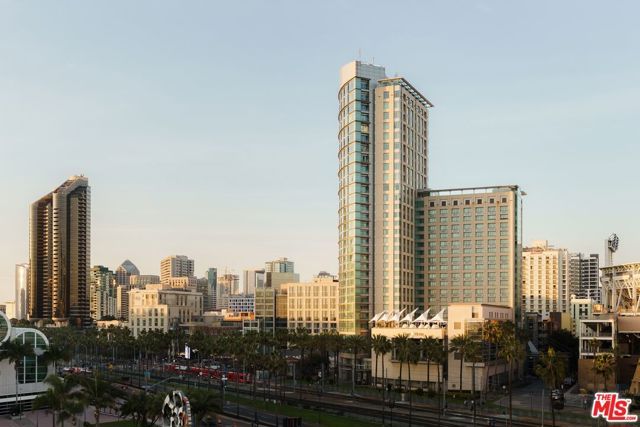 165 6th Avenue 2803, San Diego, CA 92101