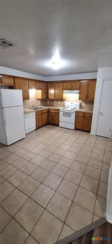 502 BERMUDA Street A & B, Copperas Cove, TX 76522