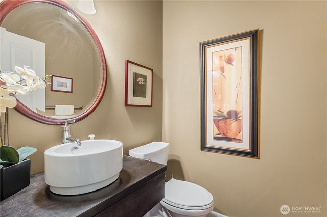 1875 McNeil Circle #E1, Dupont, WA 98327