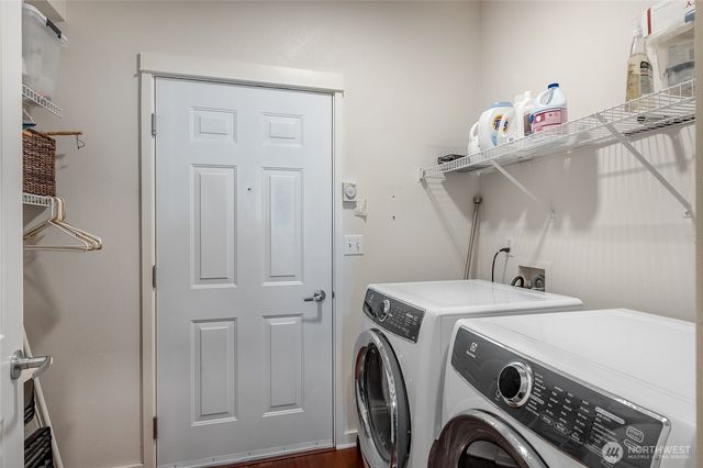 1875 McNeil Circle #E1, Dupont, WA 98327