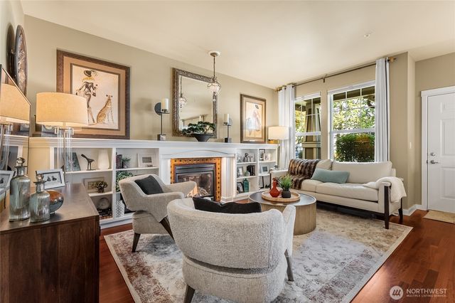 1875 McNeil Circle #E1, Dupont, WA 98327