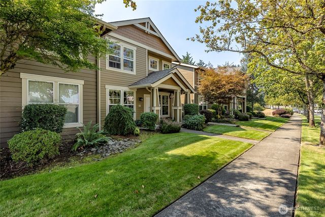 1875 McNeil Circle #E1, Dupont, WA 98327