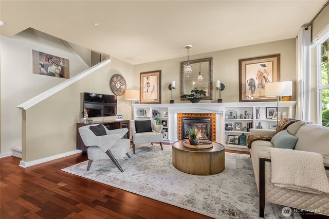 1875 McNeil Circle #E1, Dupont, WA 98327