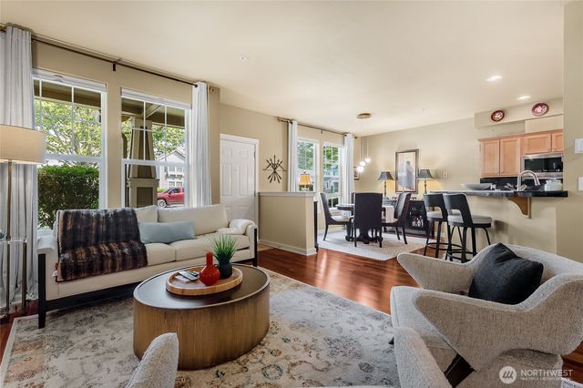 1875 McNeil Circle #E1, Dupont, WA 98327