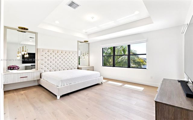 17182 Windy Pointe Ln, Boca Raton, FL 33496