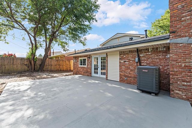 300 Kimberling Drive, Oklahoma City, OK 73160