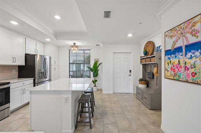 5721 PALMER CIRCLE 101, Lakewood Ranch, FL 34211