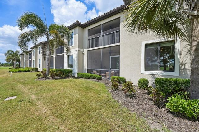5721 PALMER CIRCLE 101, Lakewood Ranch, FL 34211