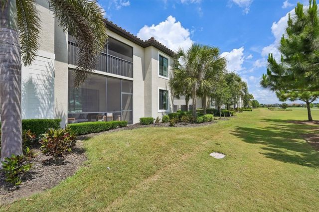 5721 PALMER CIRCLE 101, Lakewood Ranch, FL 34211
