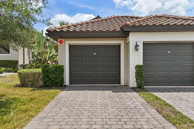 5721 PALMER CIRCLE 101, Lakewood Ranch, FL 34211