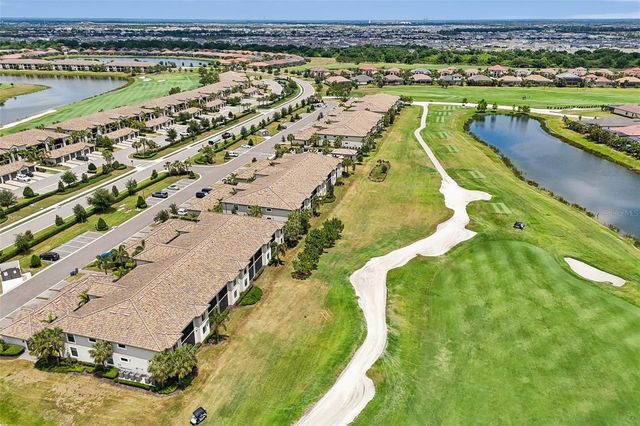 5721 PALMER CIRCLE 101, Lakewood Ranch, FL 34211