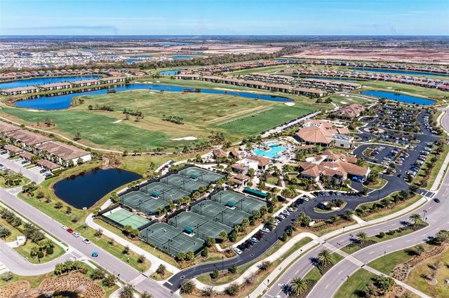 5721 PALMER CIRCLE 101, Lakewood Ranch, FL 34211
