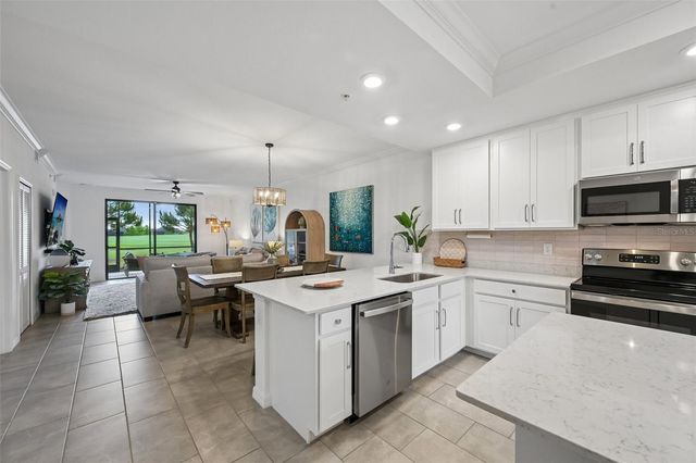 5721 PALMER CIRCLE 101, Lakewood Ranch, FL 34211