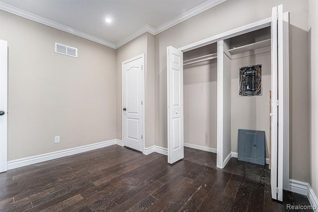 3963 French Road, Detroit, MI 48214