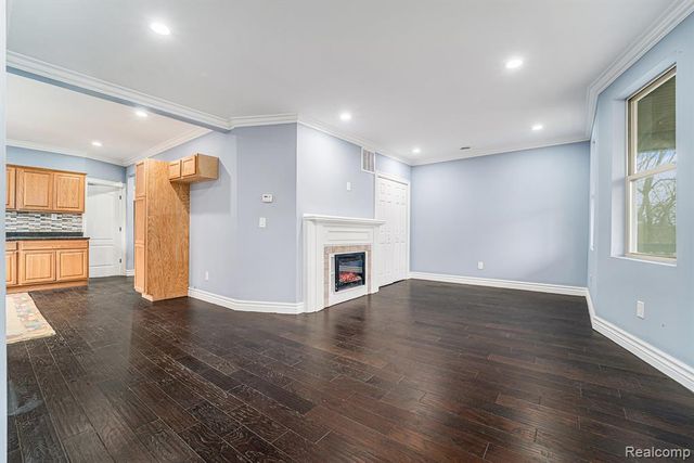 3963 French Road, Detroit, MI 48214