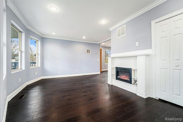 3963 French Road, Detroit, MI 48214