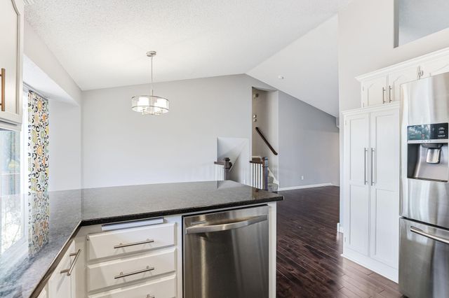 2956 Rice Creek Parkway NE, Blaine, MN 55449