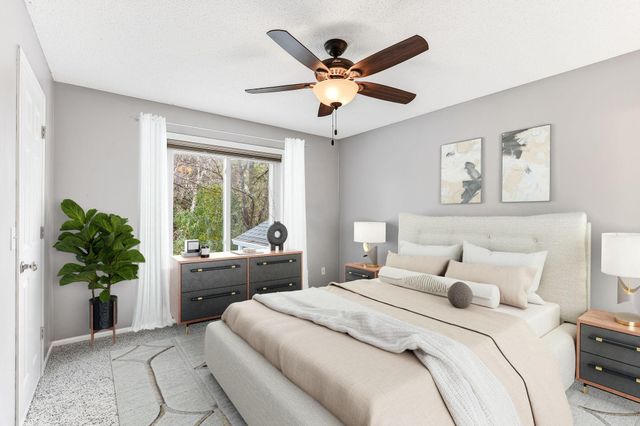 2956 Rice Creek Parkway NE, Blaine, MN 55449