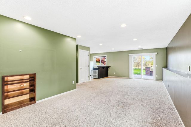 2956 Rice Creek Parkway NE, Blaine, MN 55449