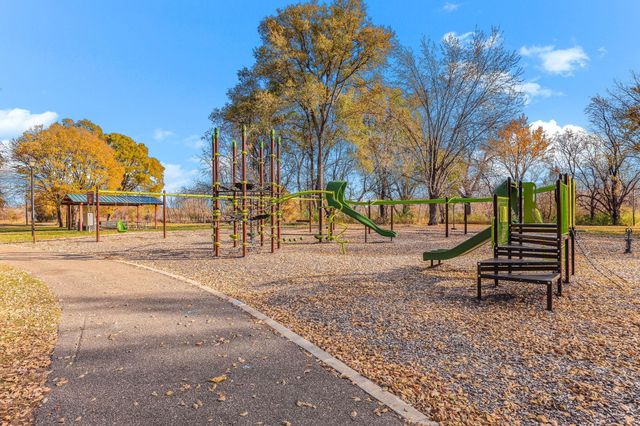 2956 Rice Creek Parkway NE, Blaine, MN 55449