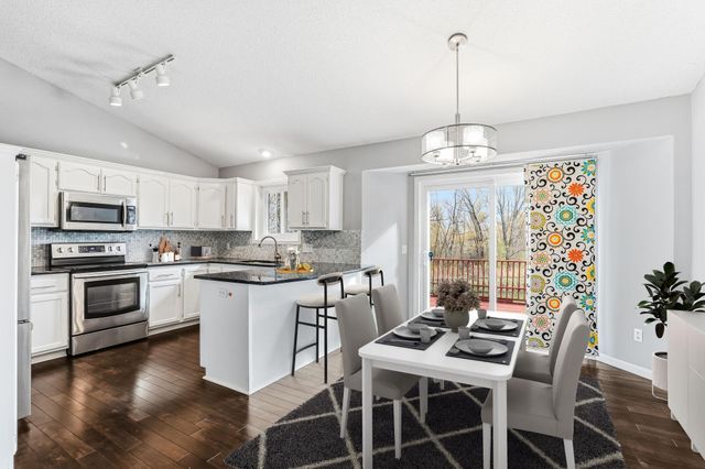 2956 Rice Creek Parkway NE, Blaine, MN 55449