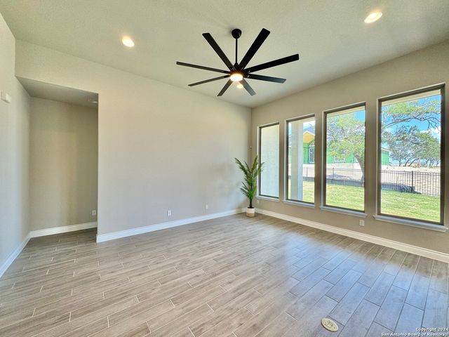 211 CORAZON, Boerne, TX 78006