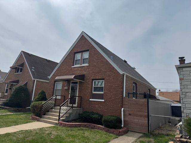 11022 S Avenue D, Chicago, IL 60617