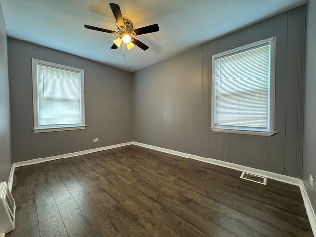 11022 S Avenue D, Chicago, IL 60617