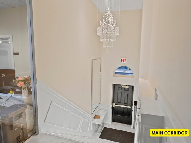 22 W Ontario Street 300-B, Chicago, IL 60654