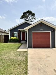 11930 Greenglen Drive, Houston, TX 77044