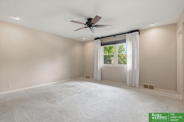 11828 Jackson Road, Omaha, NE 68154