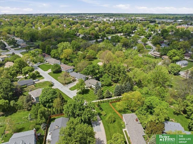 11828 Jackson Road, Omaha, NE 68154