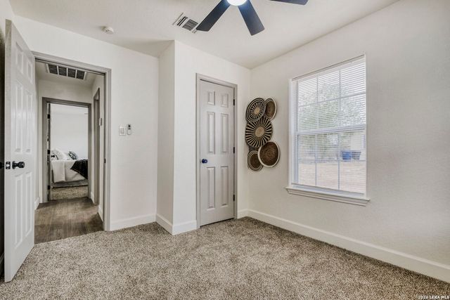 1418 Rivas, San Antonio, TX 78207