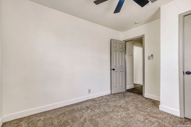 1418 Rivas, San Antonio, TX 78207