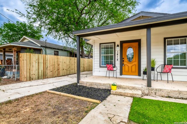 1418 Rivas, San Antonio, TX 78207