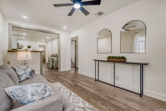 1418 Rivas, San Antonio, TX 78207