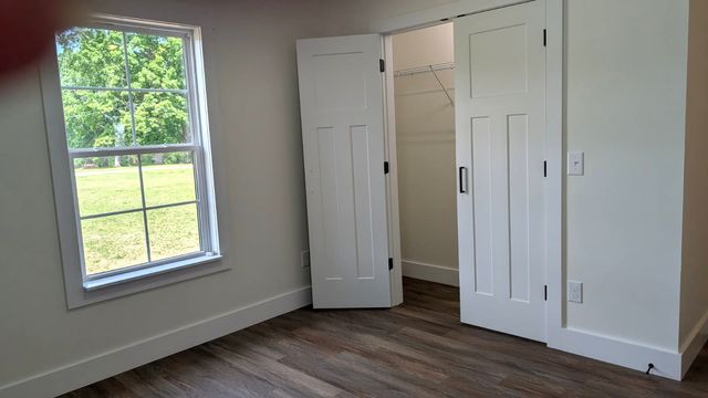 364 Clyde Wix Rd, Westmoreland, TN 37186