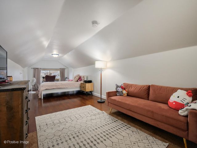 3742 Clinton Avenue, Berwyn, IL 60402