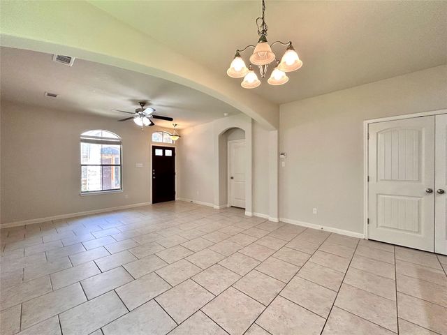 11400 W Parmer LN 120, Cedar Park, TX 78613