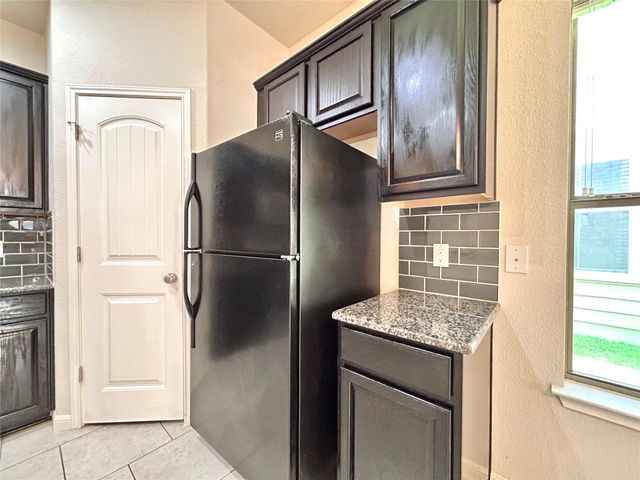 11400 W Parmer LN 120, Cedar Park, TX 78613