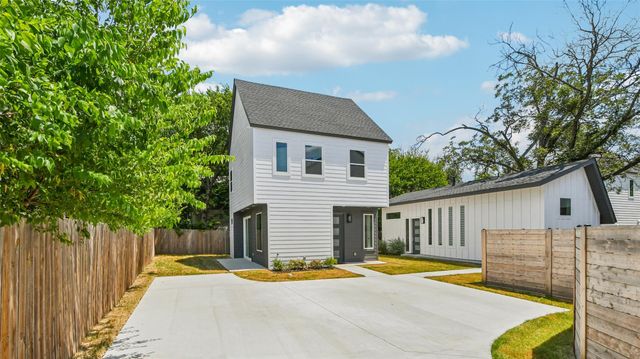 106 W Fawnridge DR 2, Austin, TX 78753