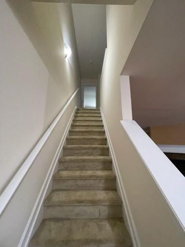 708 Crestwell Circle SW, Atlanta, GA 30331