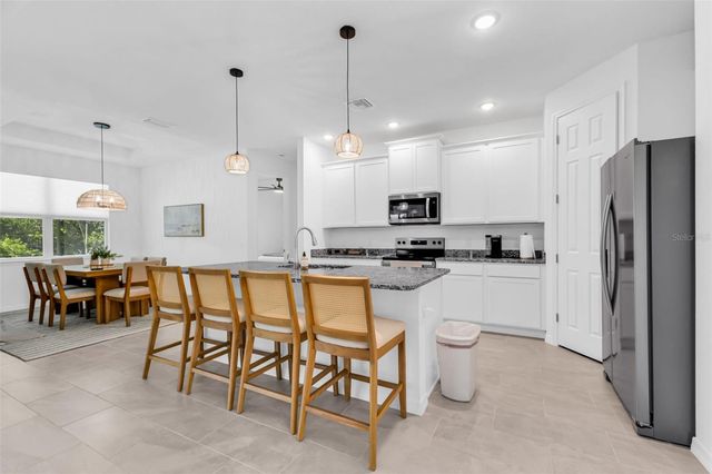 223 RIO DE JANEIRO AVENUE, Punta Gorda, FL 33983