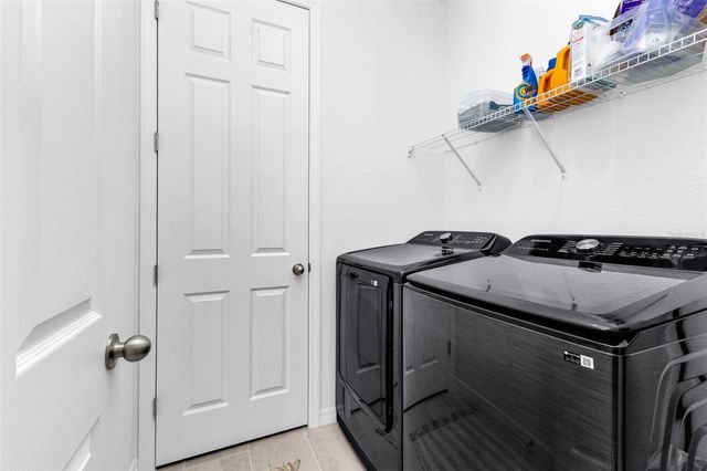 223 RIO DE JANEIRO AVENUE, Punta Gorda, FL 33983