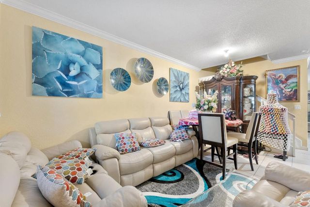 5438 NW 27th Street, Margate, FL 33063