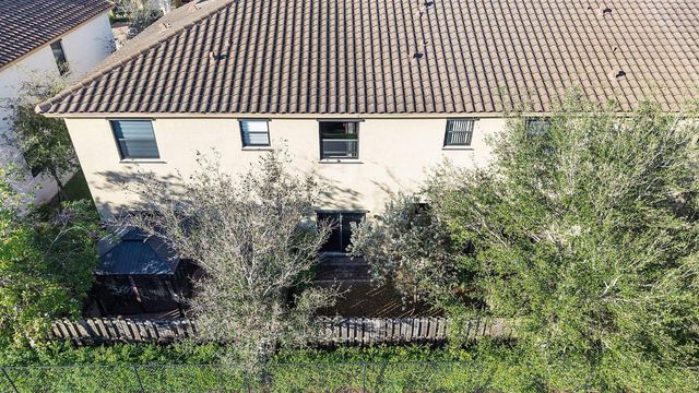 5438 NW 27th Street, Margate, FL 33063